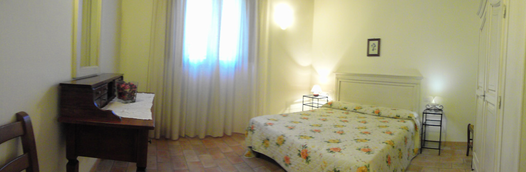 agriturismo isola verde-apartment-14-king-size-bedroom